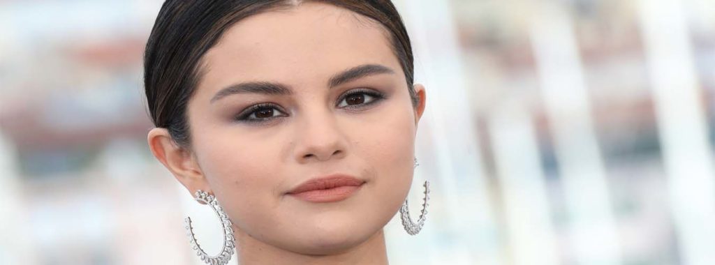 Selena Gomez Bio - Age, Career, Net Worth, Dating, Break Up