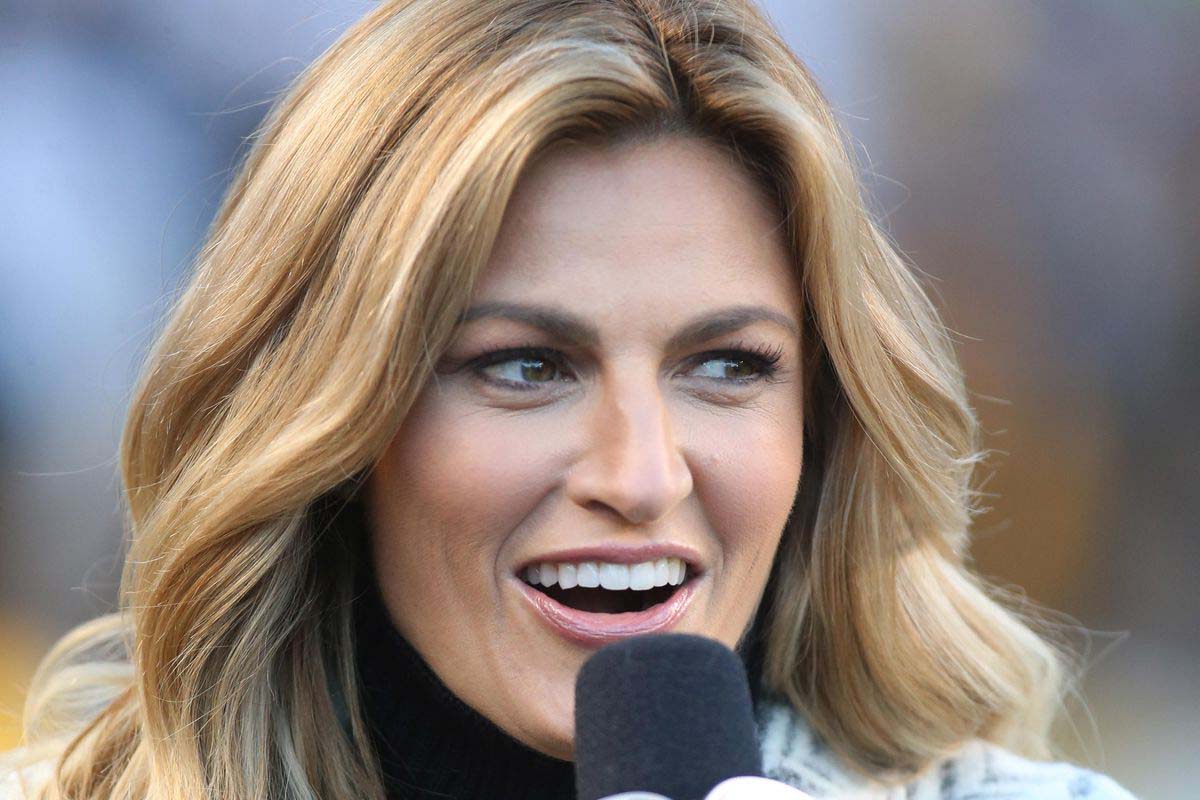 Erin Andrews was born on May 4, 1978, in Lewiston, Maine, the United States...
